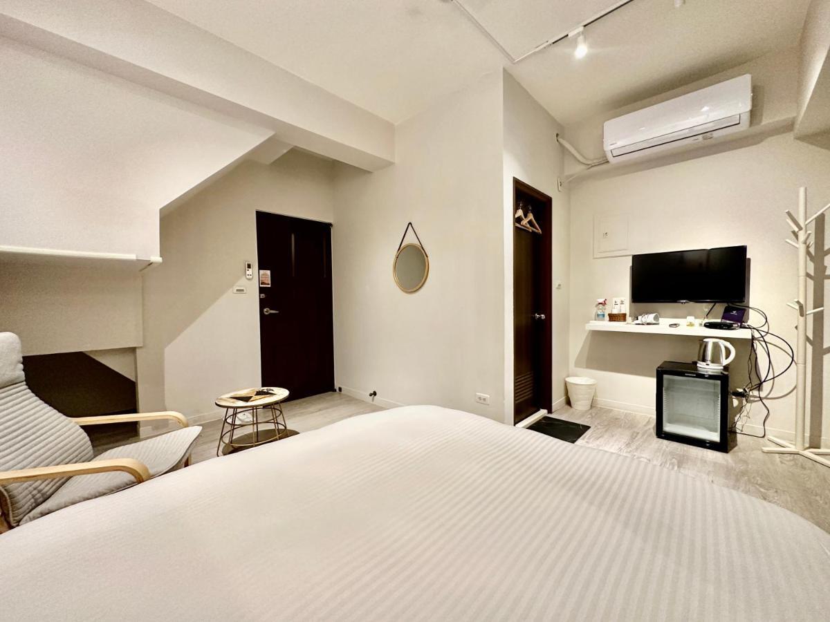 御旅 Inn Taichung Exterior photo