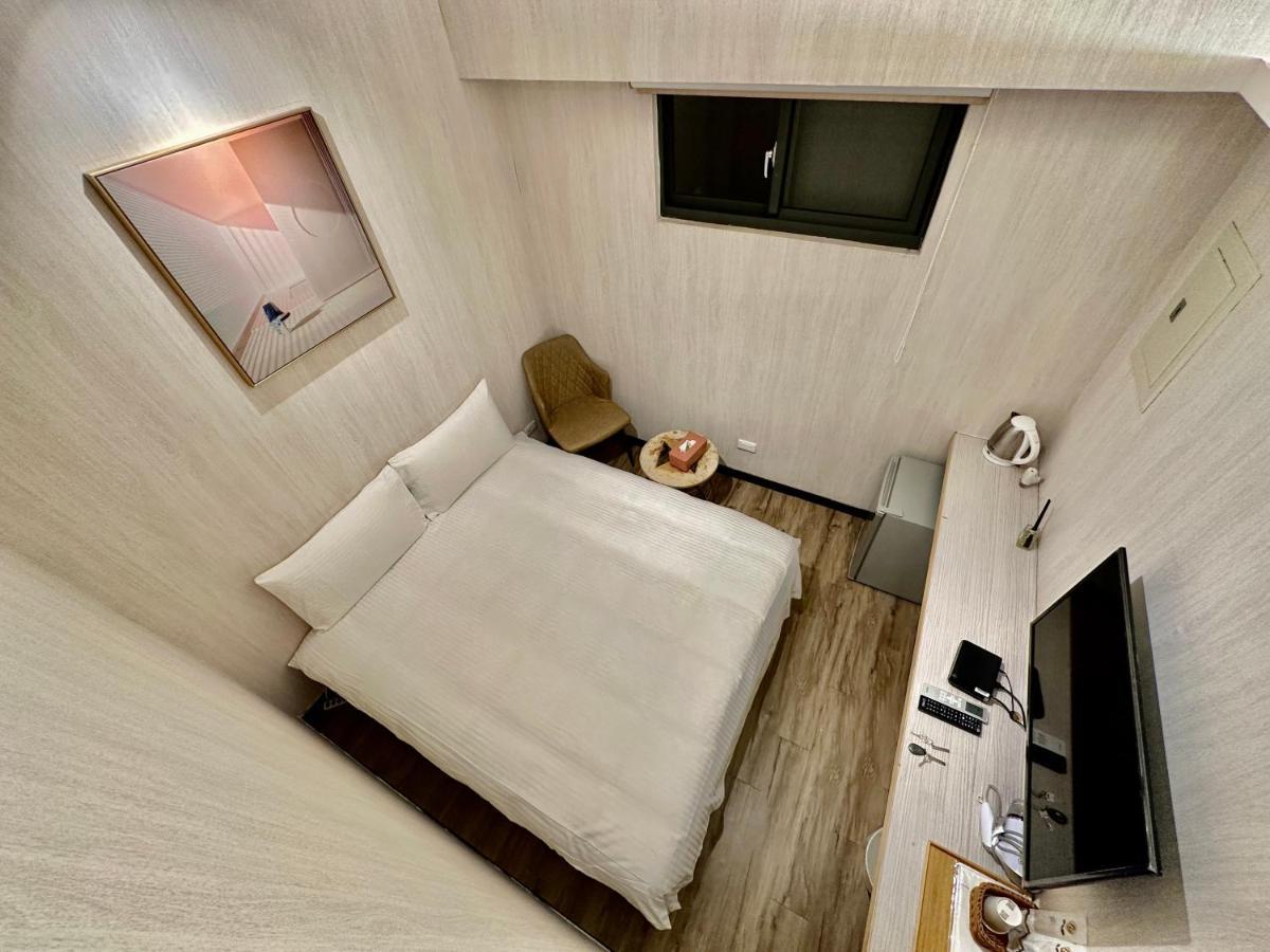御旅 Inn Taichung Exterior photo