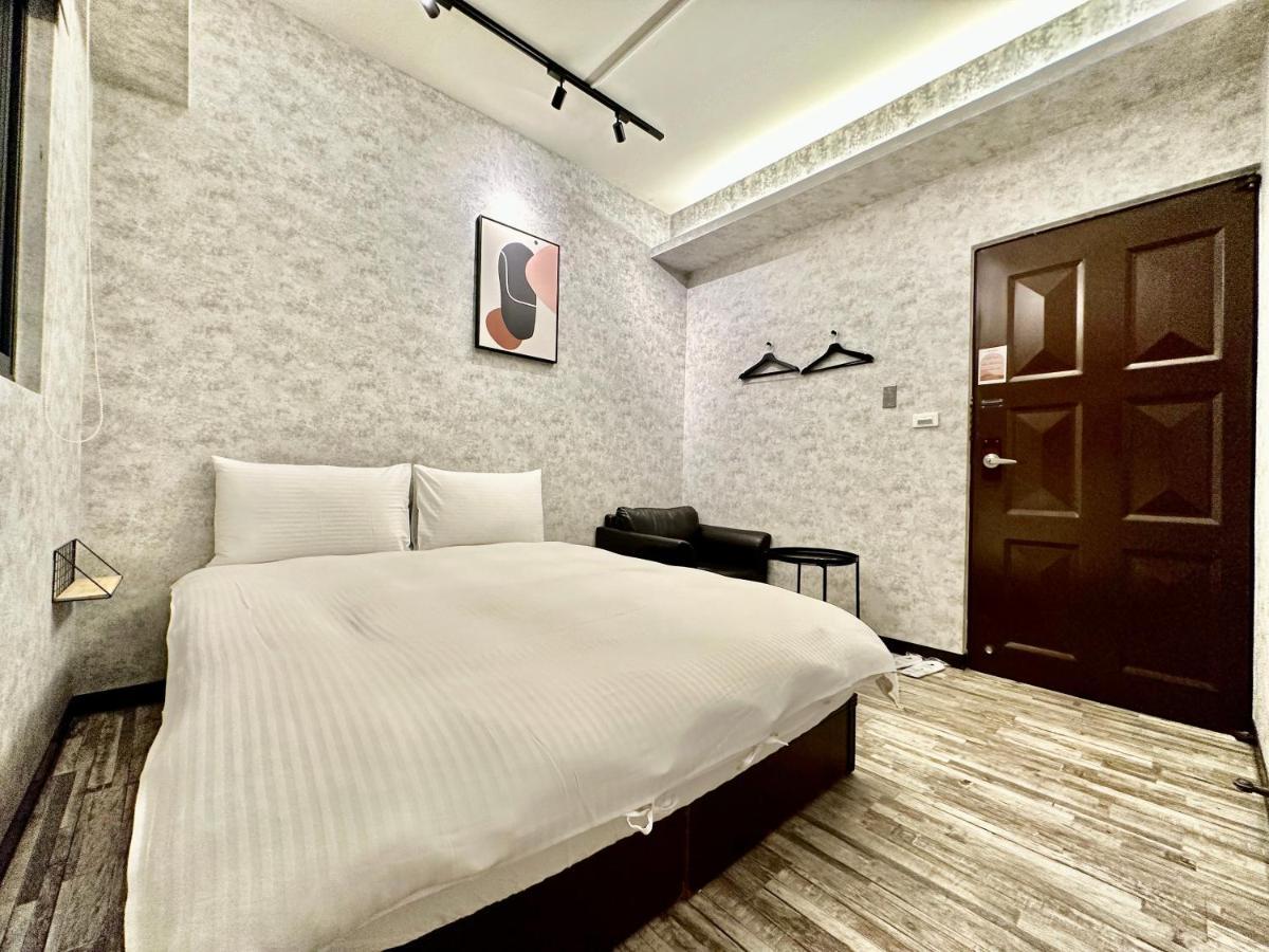 御旅 Inn Taichung Exterior photo